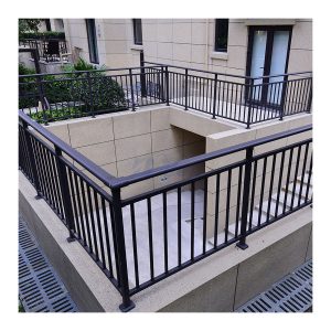 Galvanized Steel Balustrade System with Aluminum Handrail -